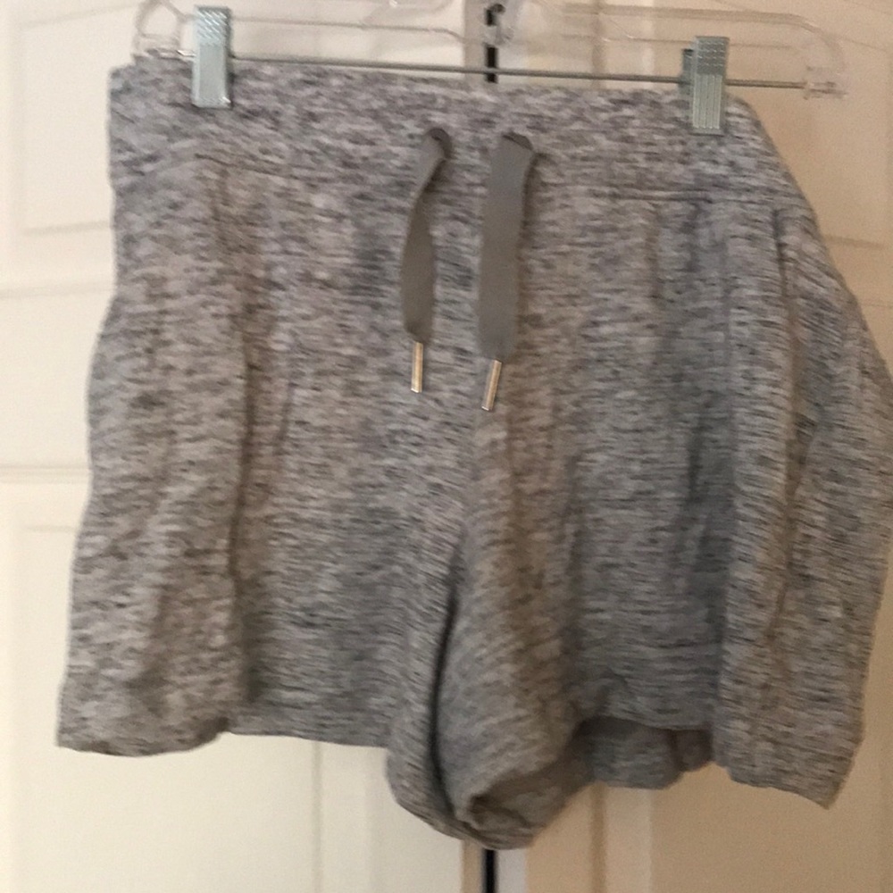 Athleta  4” Balance shorts